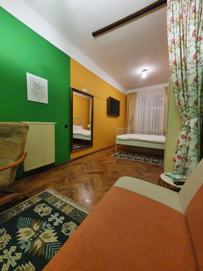 Chic Studio Brasov Διαμέρισμα Εξωτερικό φωτογραφία