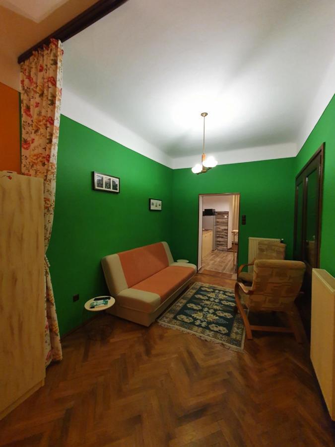 Chic Studio Brasov Διαμέρισμα Δωμάτιο φωτογραφία